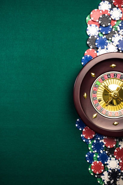 Live roulette wheel and betting table on mobile interface